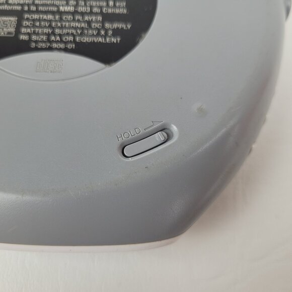 PARTS ONLY Sony Walkman D-NE509 Atrac3plus Mp3 CD CDR CDRW Vintage - Picture 5 of 9